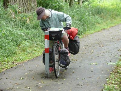 On cycleways you have to keep your alertness, because of the many poles that should block cars to use the perfect cyclepaths