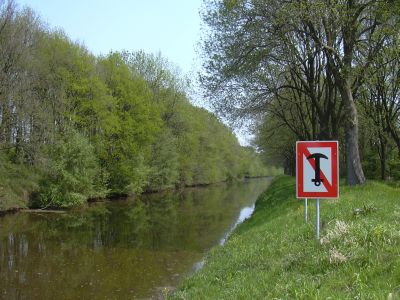 Vechte Ems canal brings you to Lingen amidst forests