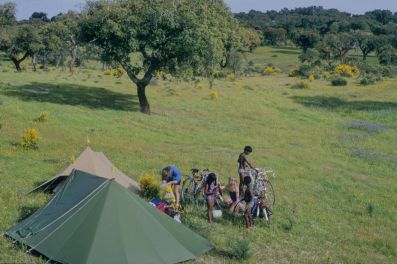 Portugal: Peaceful and quiet camping in corktree valleys