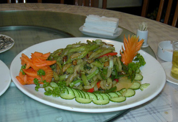 Beautiful decorated meals, lucky being vegetarian, we could avoid to eat the most distasteful animals